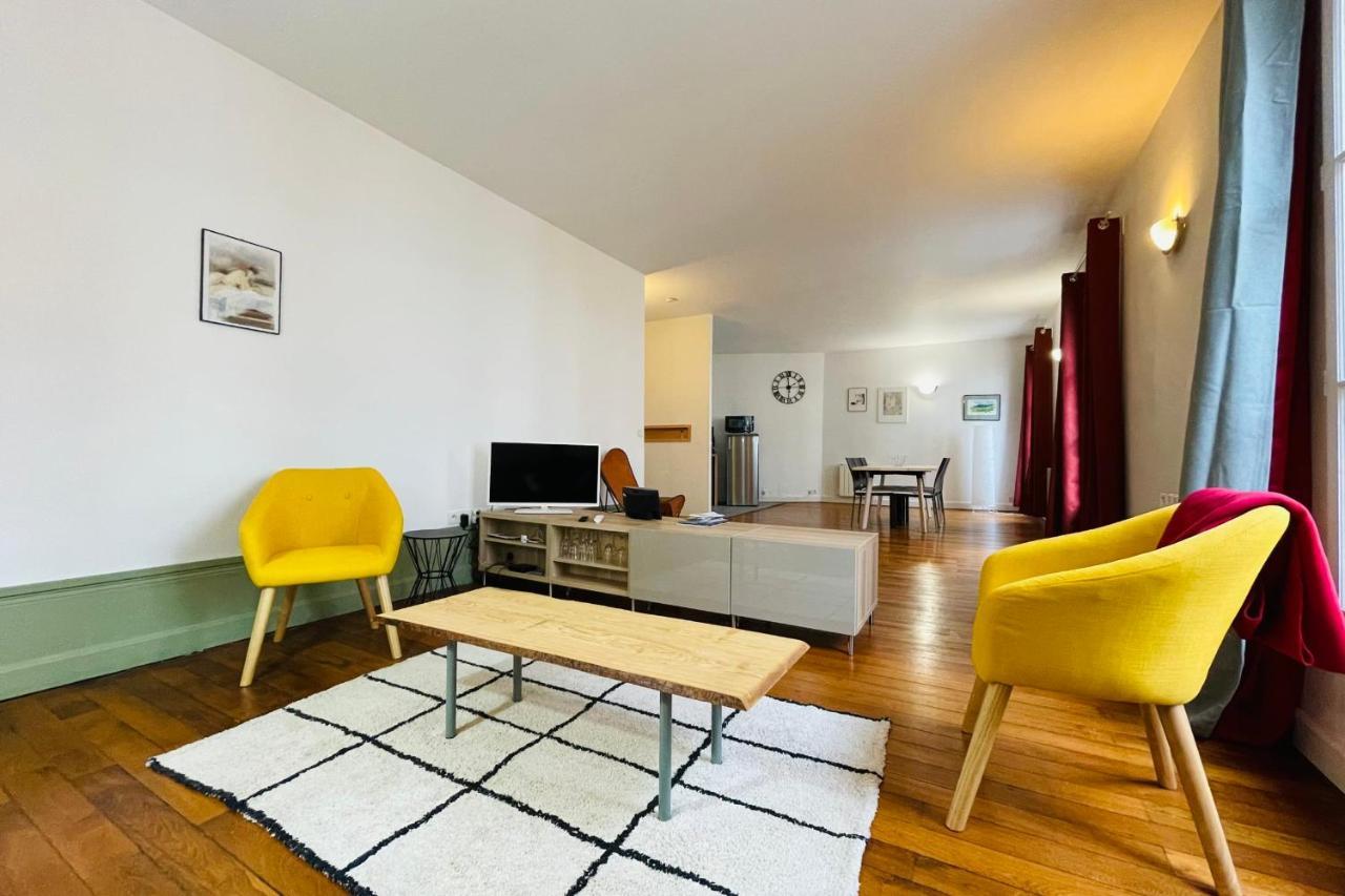 Apartamento The Magnificent Bordeaux Loft In The Hyper-Center Of Tours Exterior foto